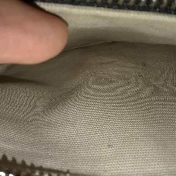 Purses - Picture 3 of 4